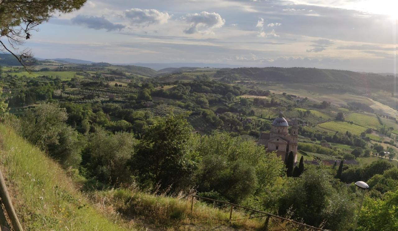 Splendido Ampio Appartamento A Montepulciano Exterior photo